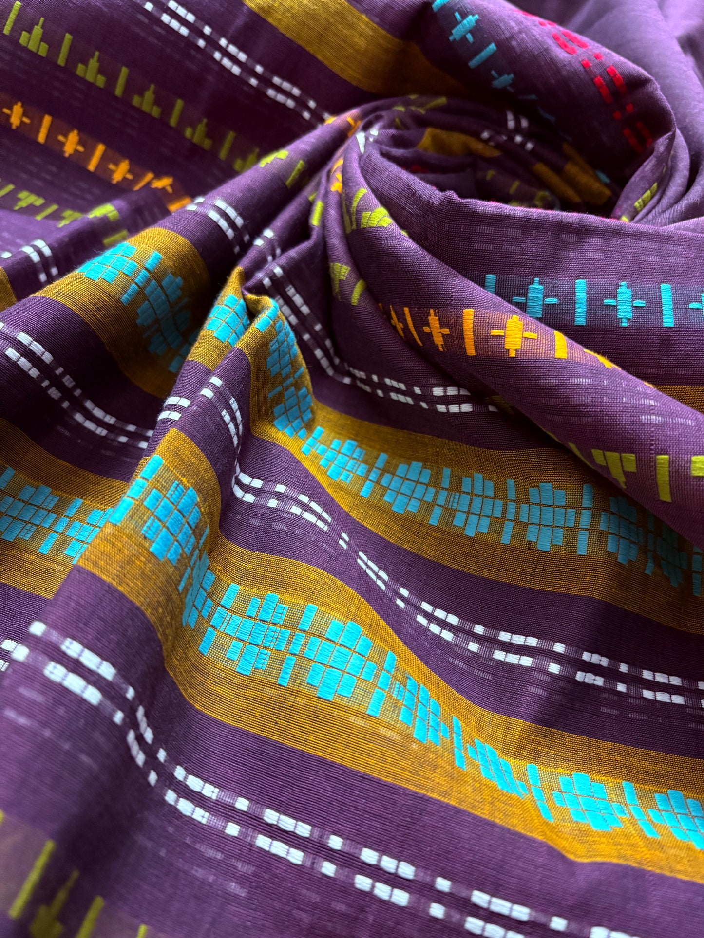 Nayaab: Plum Begampuri Cotton Saree with Blouse Piece
