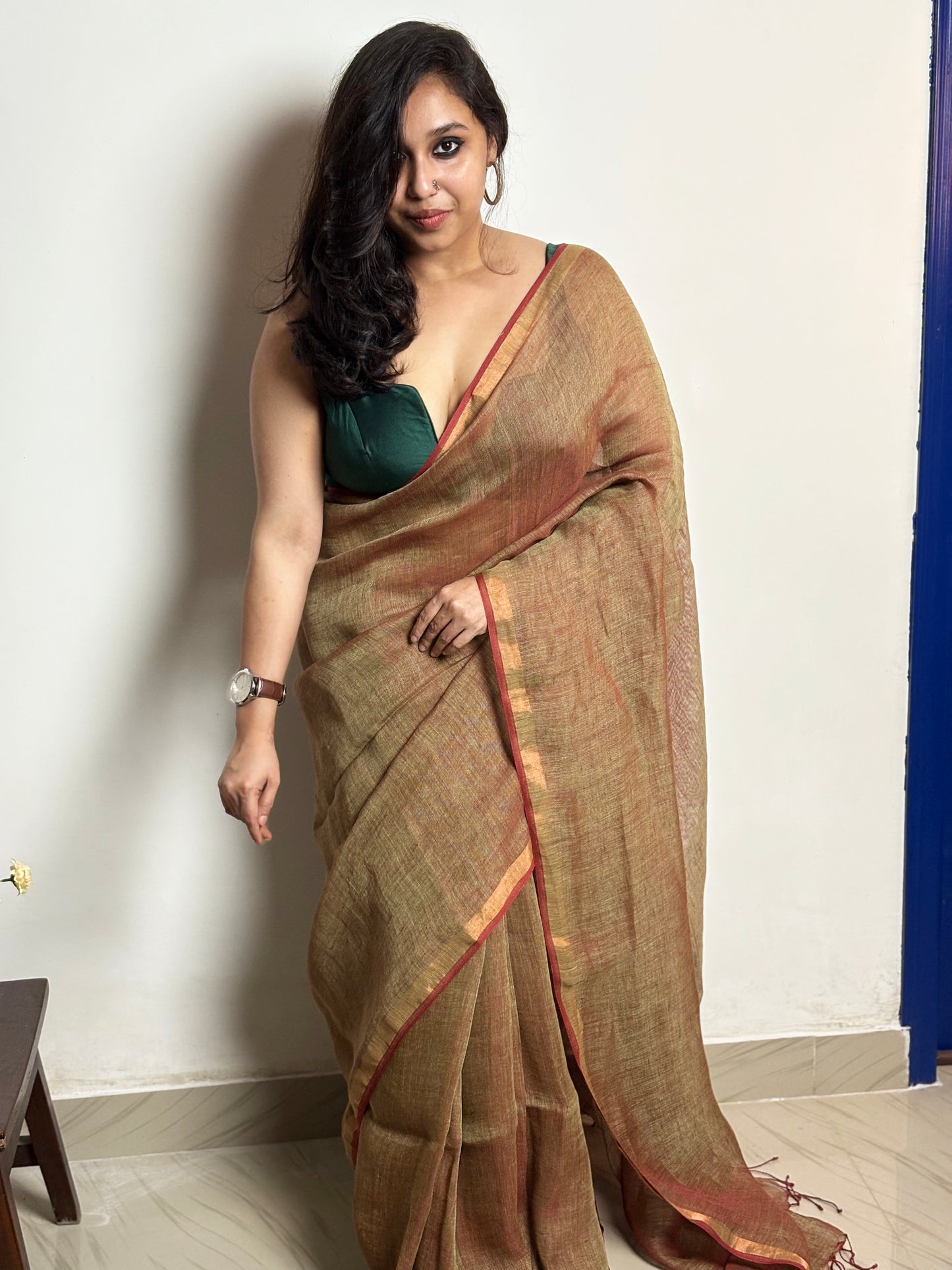 Desdemona Dual Tone Linen Saree