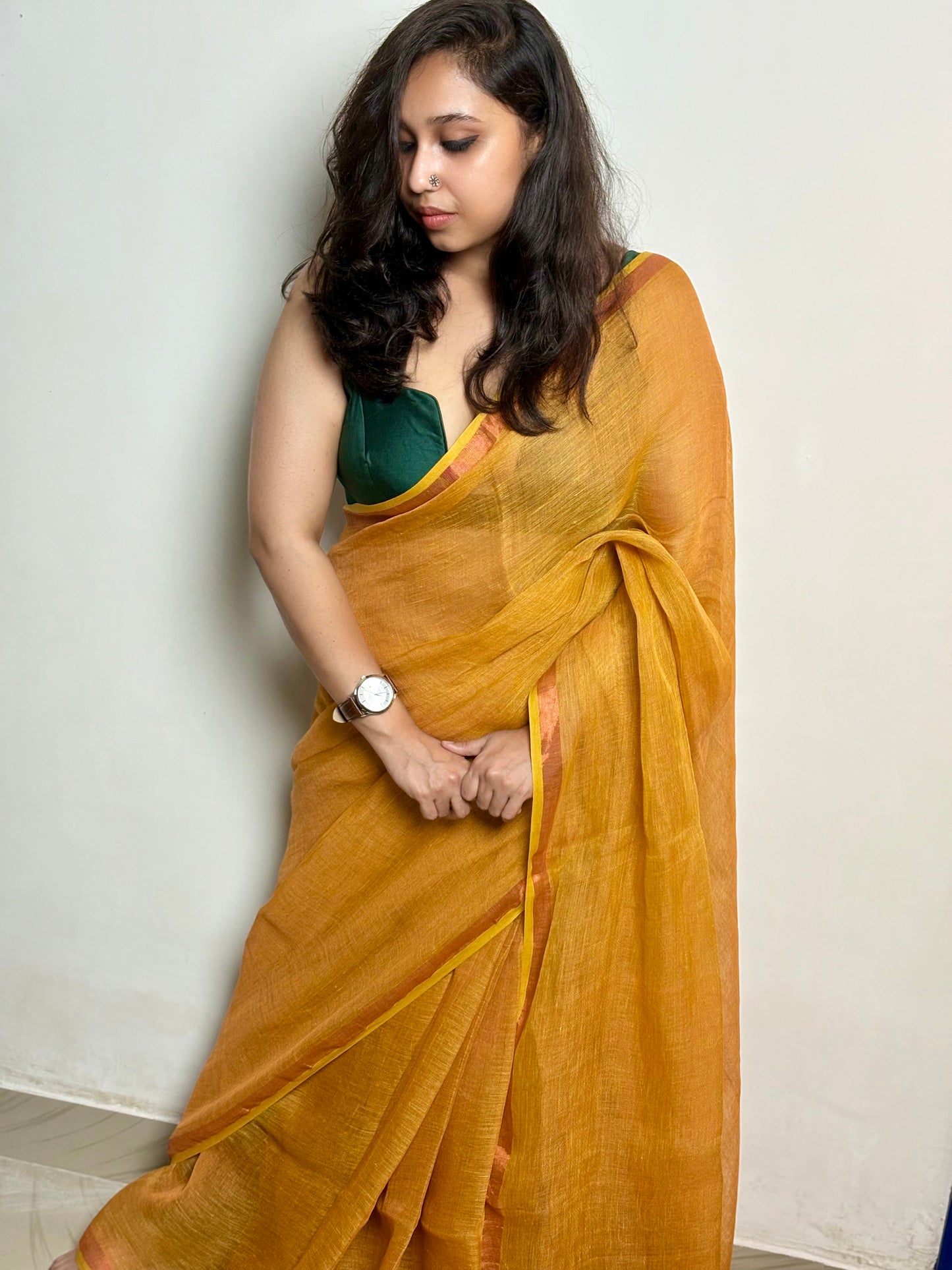 Cleopatra Dual Tone Linen Saree