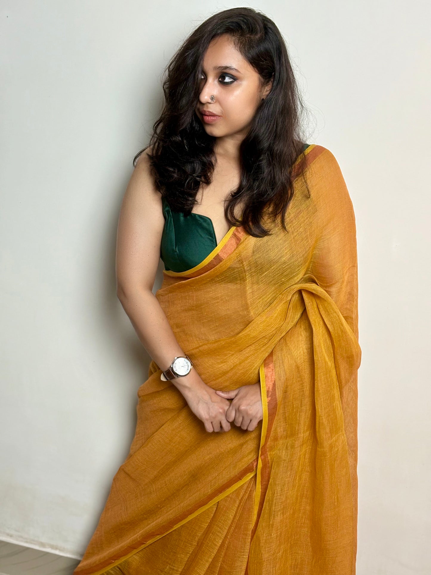 Cleopatra Dual Tone Linen Saree