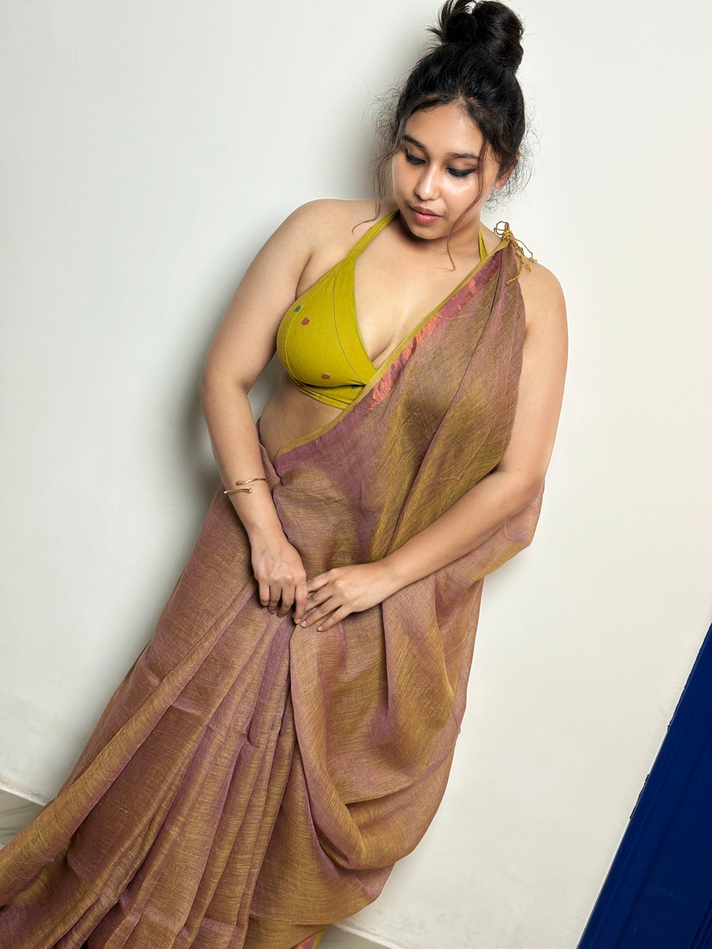 Olivia Dual Tone Linen Saree