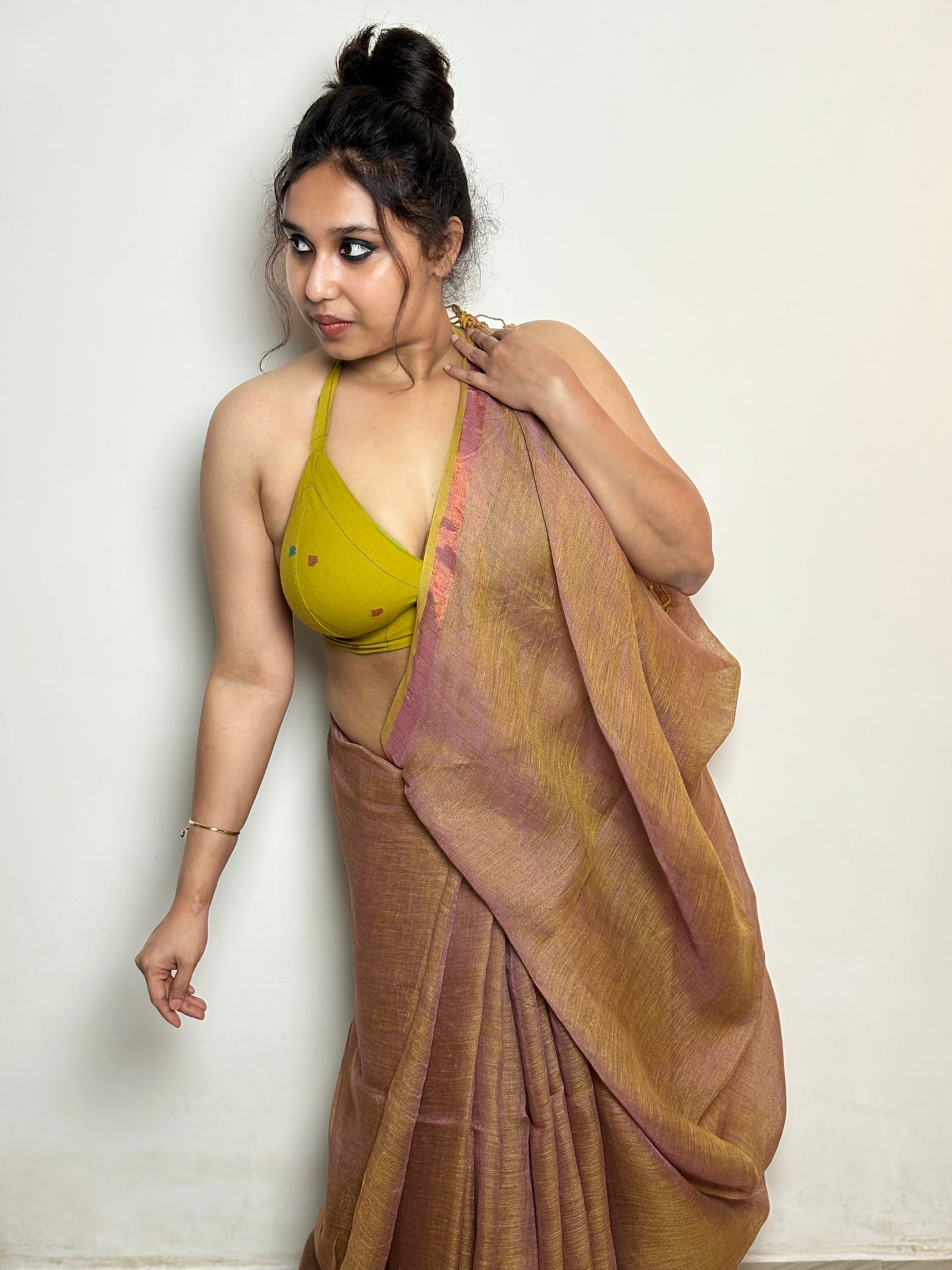 Olivia Dual Tone Linen Saree