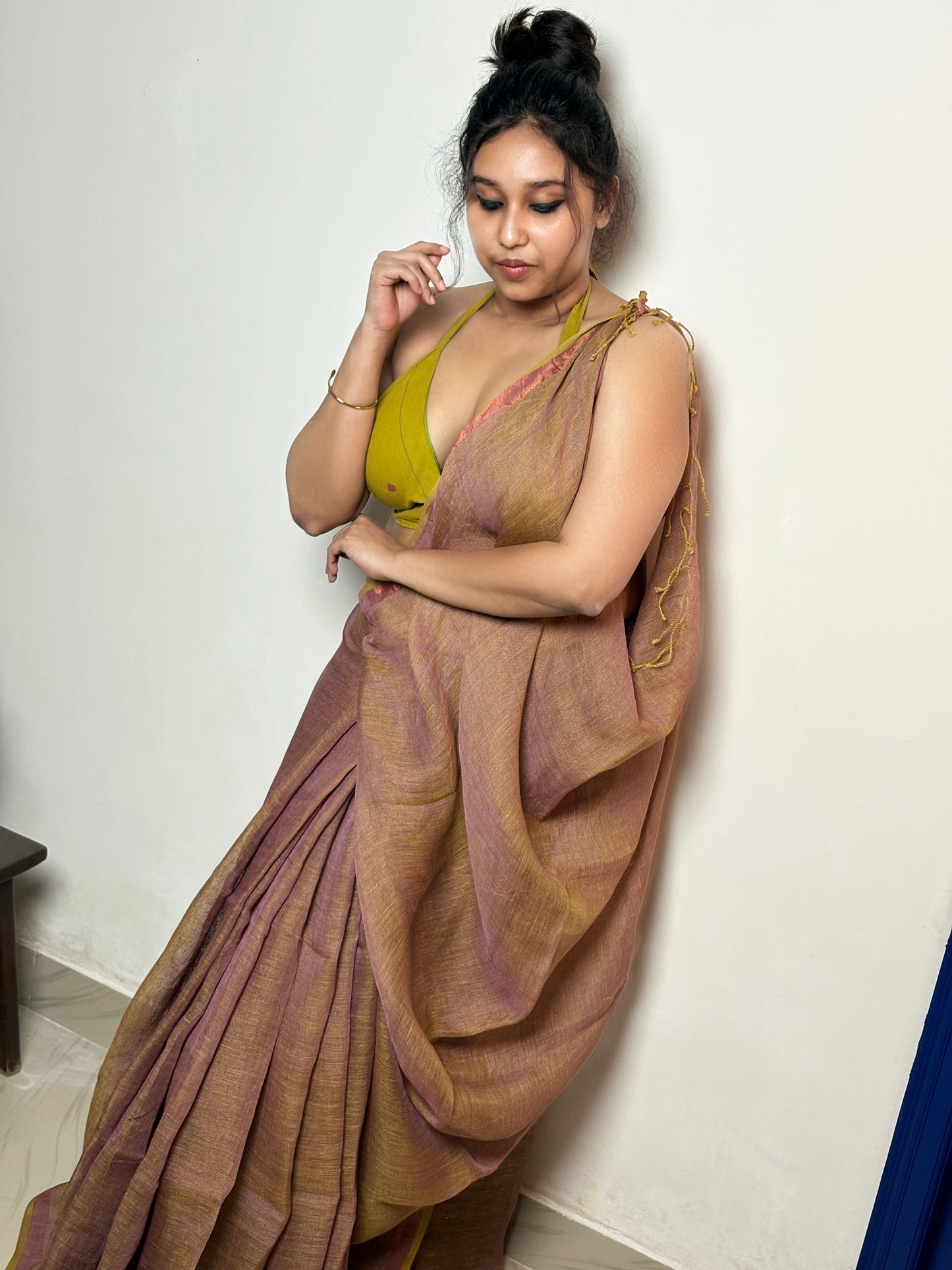 Olivia Dual Tone Linen Saree