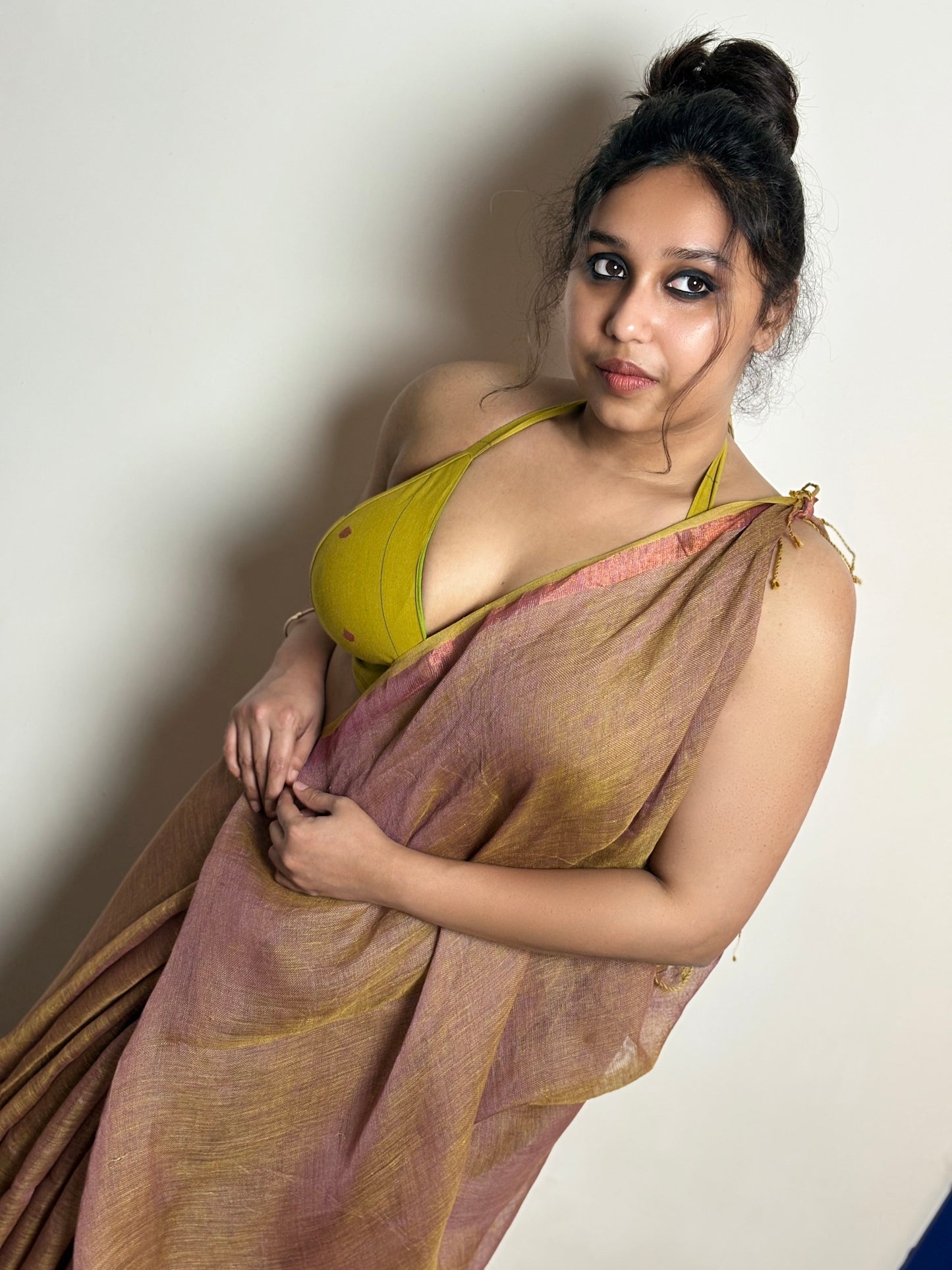 Olivia Dual Tone Linen Saree